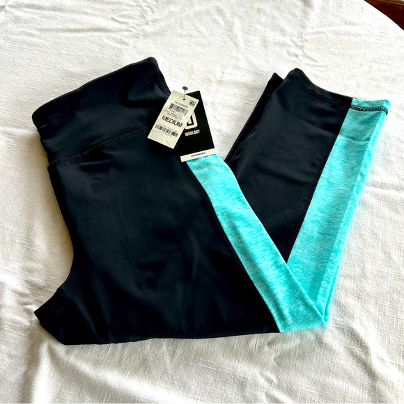 NWT Ideology Performance Leggings - Size Medium - Picture 4 of 9